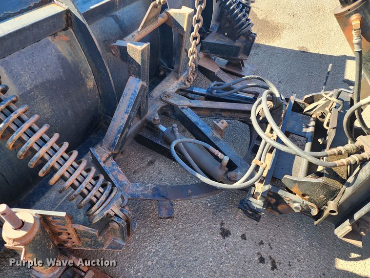 image for item LT9483 2003 Sterling LT7501  dump truck