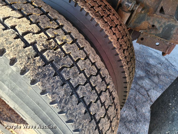 image for item LT9483 2003 Sterling LT7501  dump truck