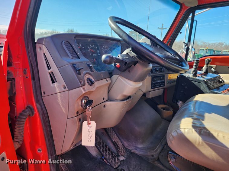 image for item LT9484 2001 Sterling LT7501  dump truck