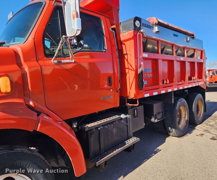 image for item LT9484 2001 Sterling LT7501  dump truck
