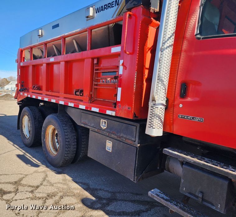 image for item LT9484 2001 Sterling LT7501  dump truck