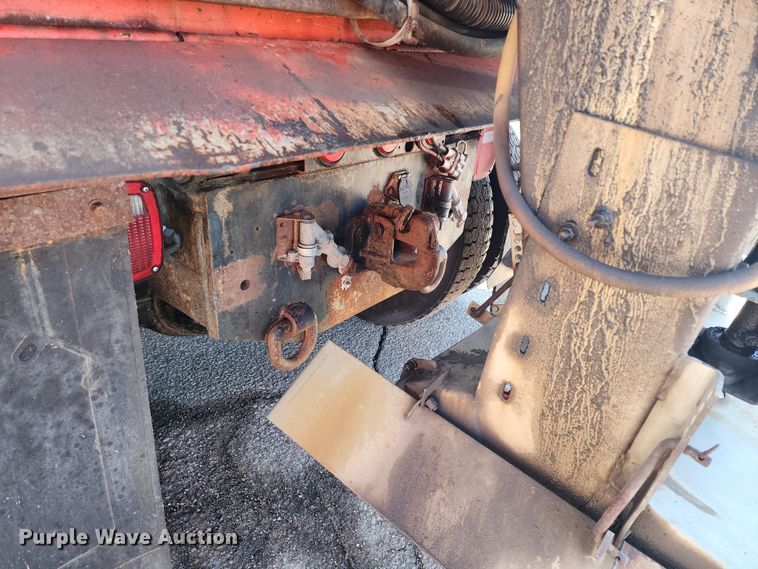image for item LT9484 2001 Sterling LT7501  dump truck