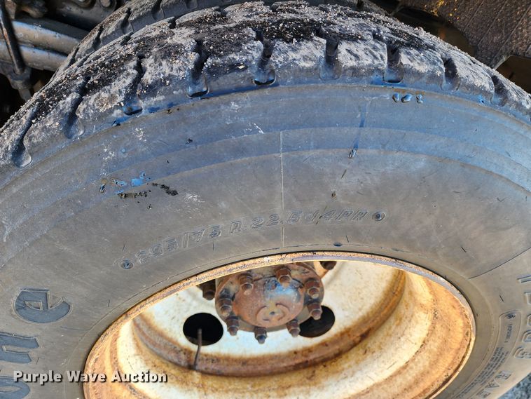 image for item LT9484 2001 Sterling LT7501  dump truck