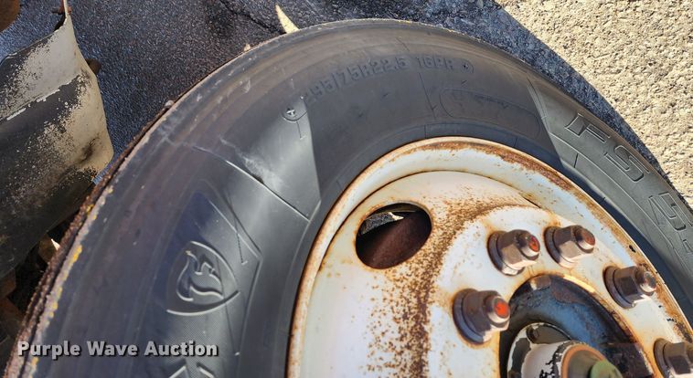 image for item LT9484 2001 Sterling LT7501  dump truck