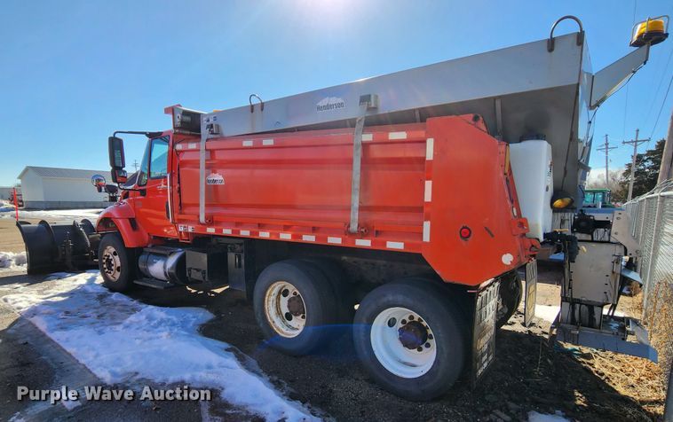 image for item LT9485 2007 International 7400  dump truck