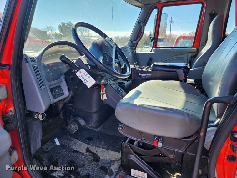 image for item LT9485 2007 International 7400  dump truck