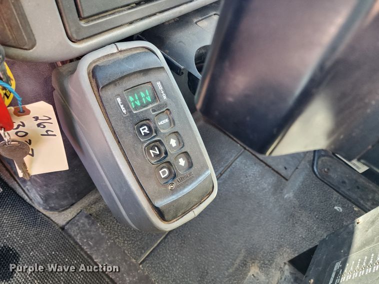 image for item LT9485 2007 International 7400  dump truck