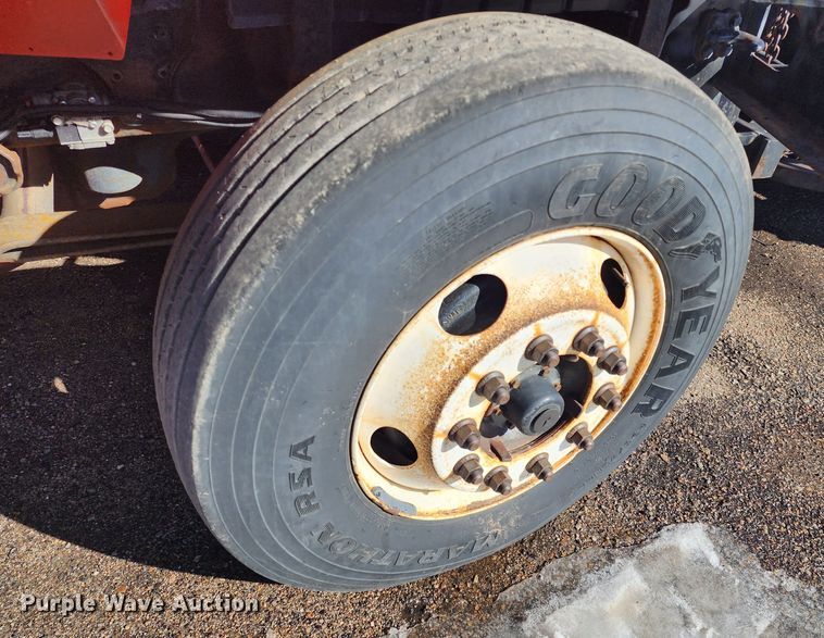 image for item LT9485 2007 International 7400  dump truck