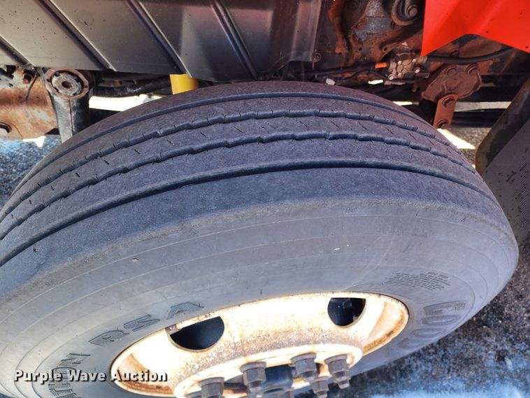 image for item LT9485 2007 International 7400  dump truck