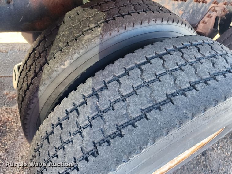 image for item LT9485 2007 International 7400  dump truck