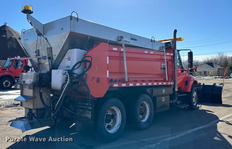 image for item LT9486 2007 International 7400  dump truck