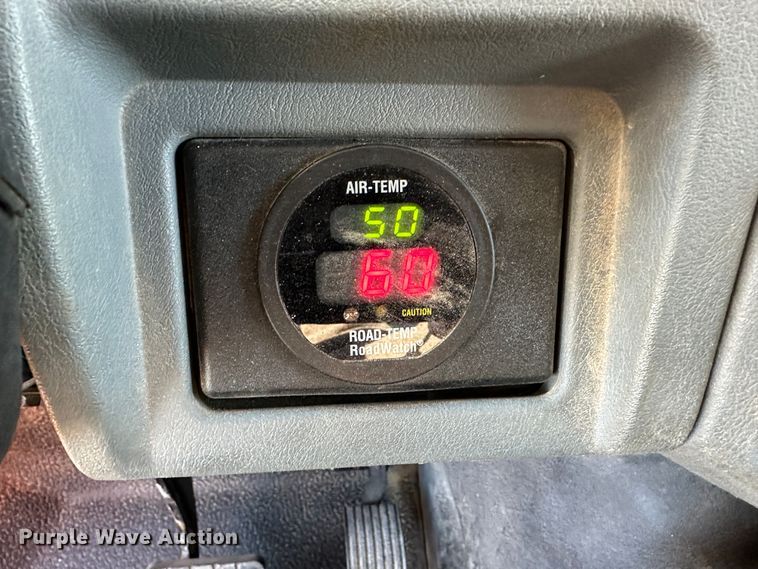 image for item LT9486 2007 International 7400  dump truck