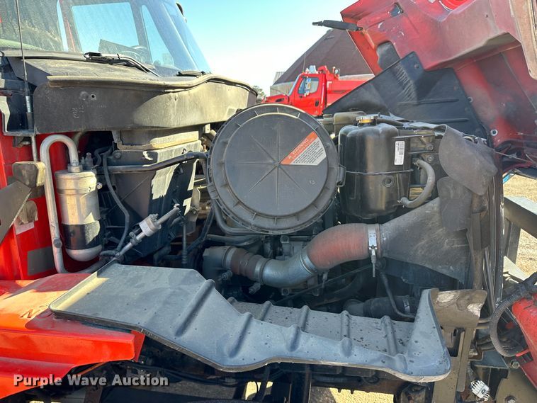 image for item LT9486 2007 International 7400  dump truck