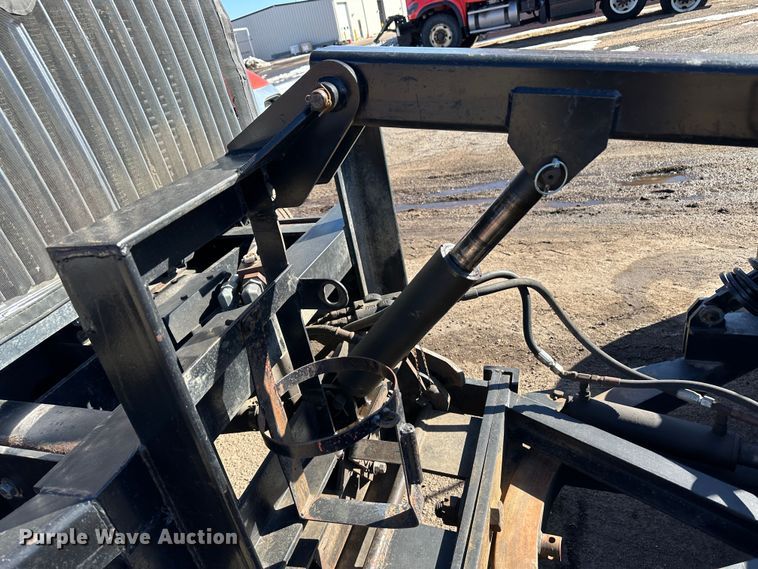 image for item LT9486 2007 International 7400  dump truck