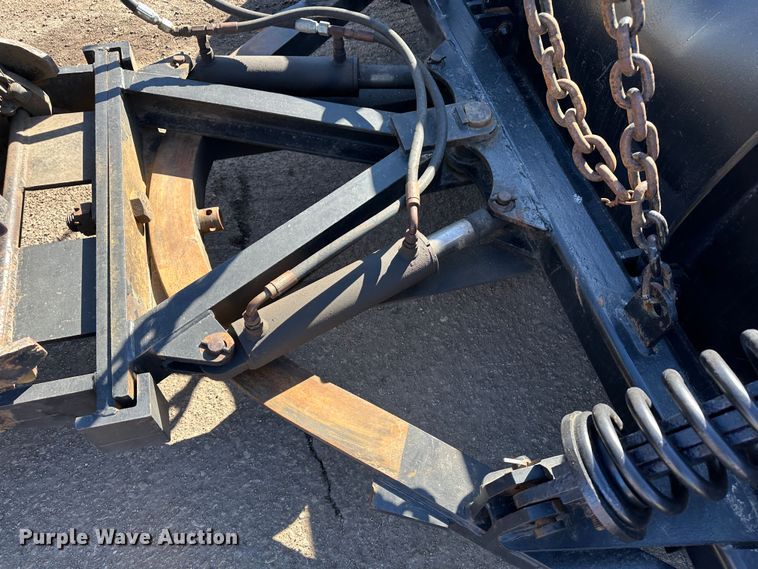 image for item LT9486 2007 International 7400  dump truck