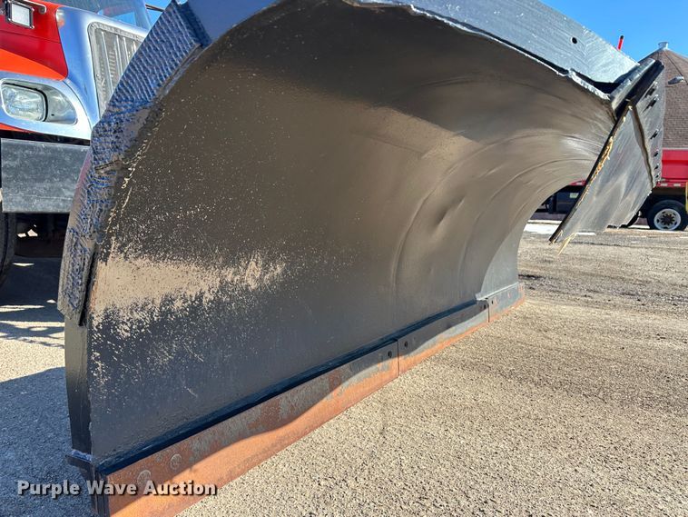 image for item LT9486 2007 International 7400  dump truck