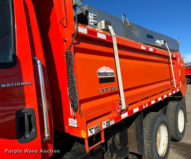 image for item LT9486 2007 International 7400  dump truck