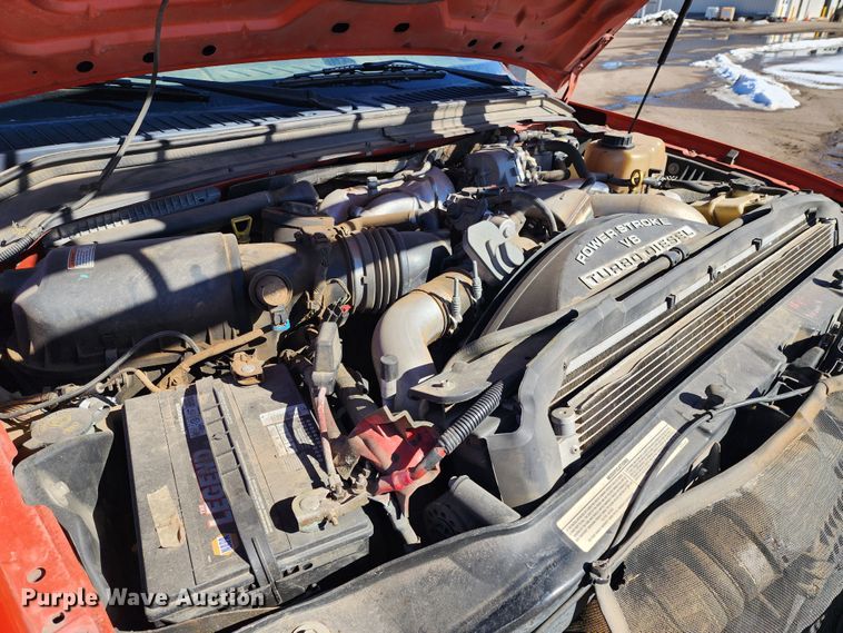 image for item LT9489 2009 Ford F250 Super Duty  Crew Cab utility bed pickup truck