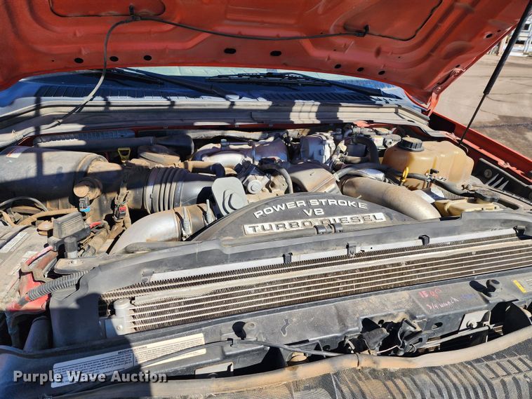 image for item LT9489 2009 Ford F250 Super Duty  Crew Cab utility bed pickup truck