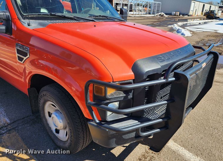 image for item LT9489 2009 Ford F250 Super Duty  Crew Cab utility bed pickup truck