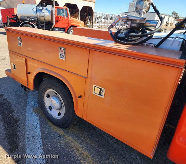 image for item LT9489 2009 Ford F250 Super Duty  Crew Cab utility bed pickup truck