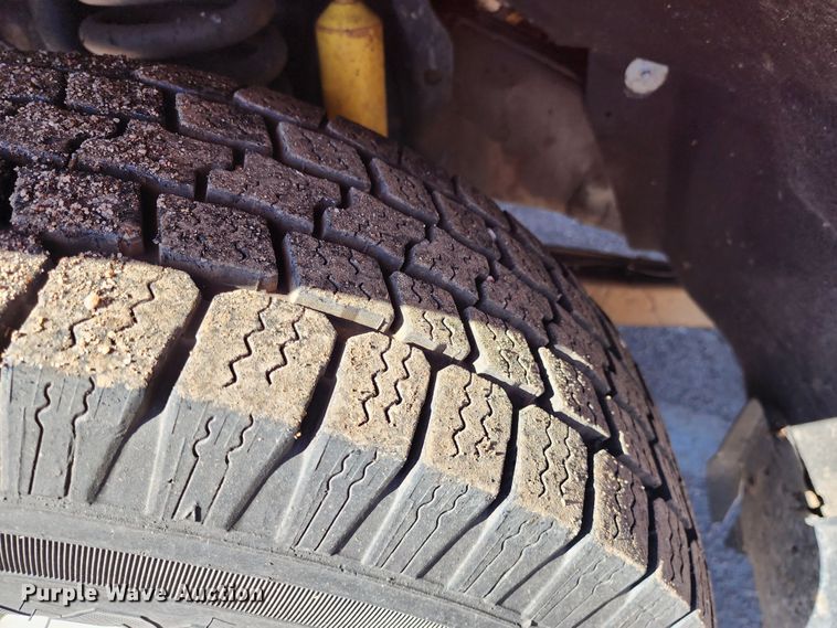 image for item LT9489 2009 Ford F250 Super Duty  Crew Cab utility bed pickup truck