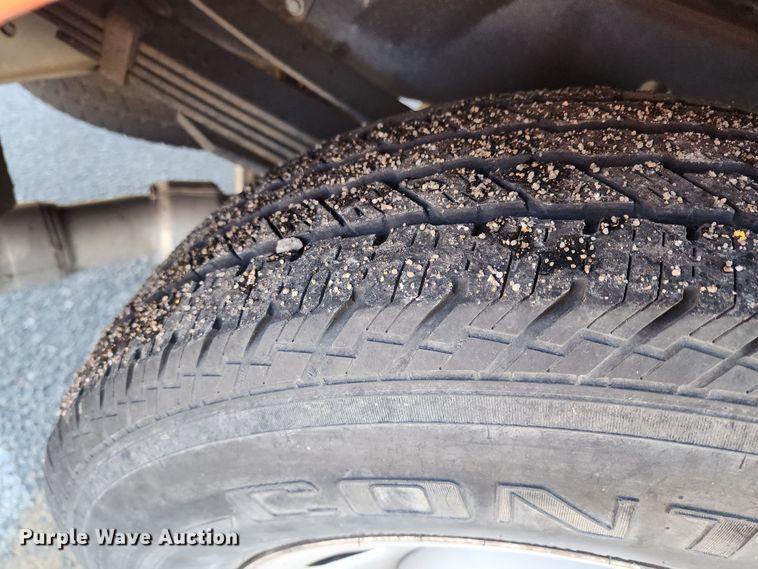 image for item LT9489 2009 Ford F250 Super Duty  Crew Cab utility bed pickup truck