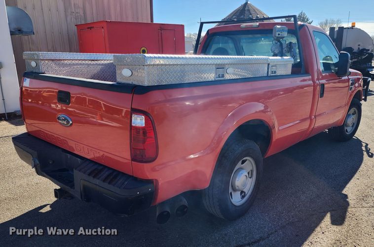 image for item LT9490 2008 Ford F250 Super Duty  pickup truck