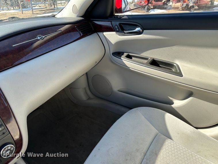 image for item LT9492 2010 Chevrolet Impala LS