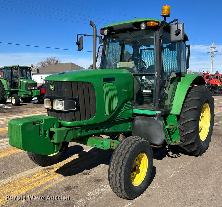 image for item LT9493 2009 John Deere 6415  tractor