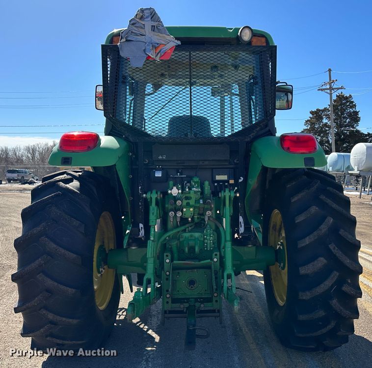 image for item LT9493 2009 John Deere 6415  tractor