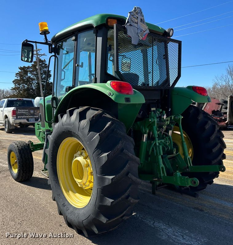 image for item LT9493 2009 John Deere 6415  tractor