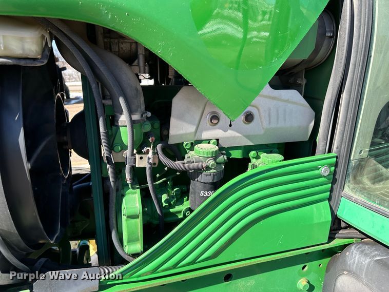 image for item LT9493 2009 John Deere 6415  tractor