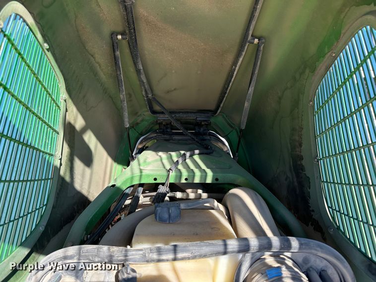 image for item LT9493 2009 John Deere 6415  tractor