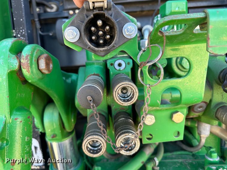 image for item LT9493 2009 John Deere 6415  tractor