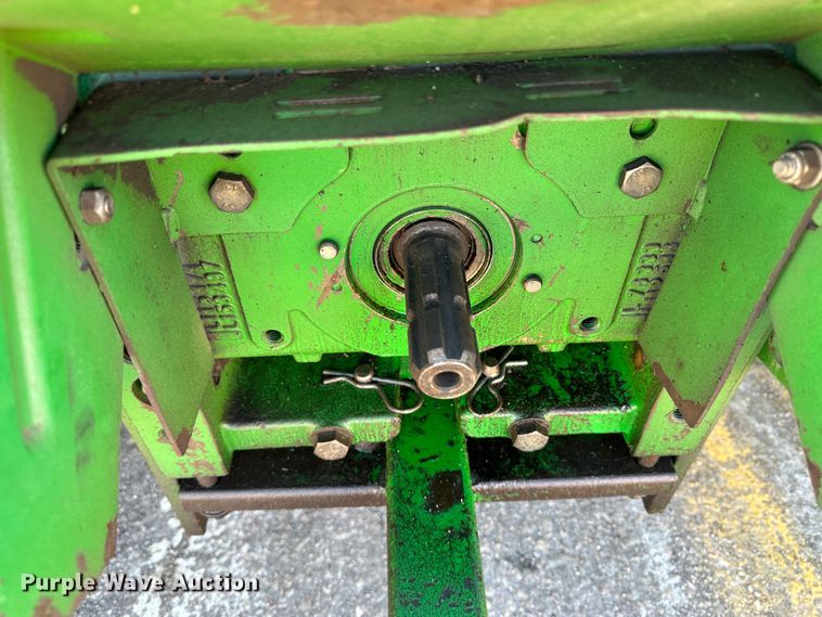 image for item LT9493 2009 John Deere 6415  tractor