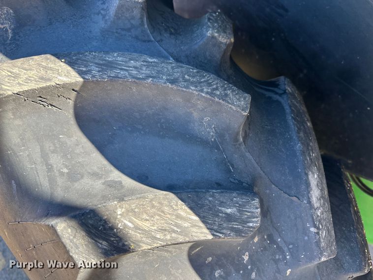 image for item LT9493 2009 John Deere 6415  tractor