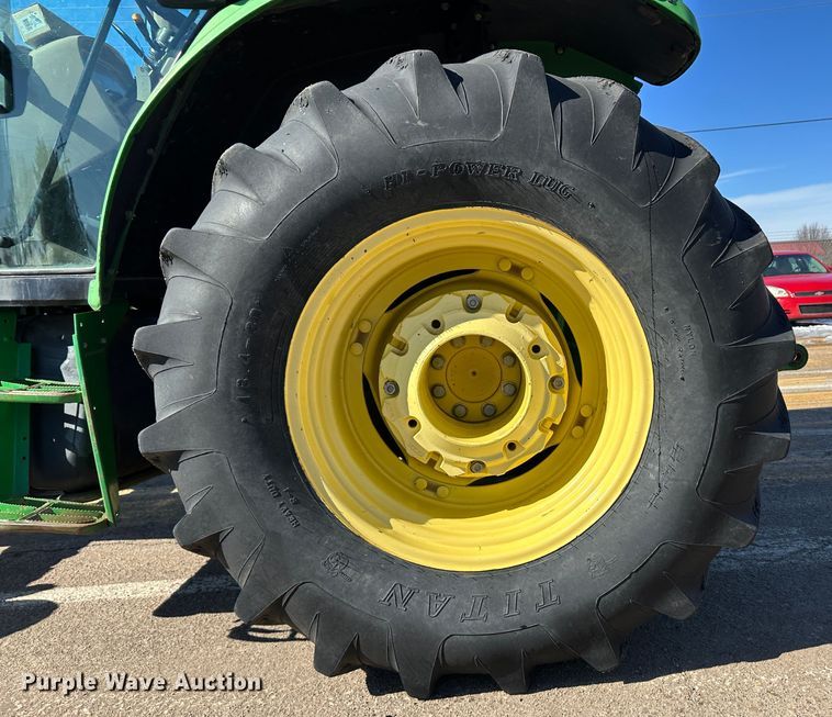 image for item LT9493 2009 John Deere 6415  tractor