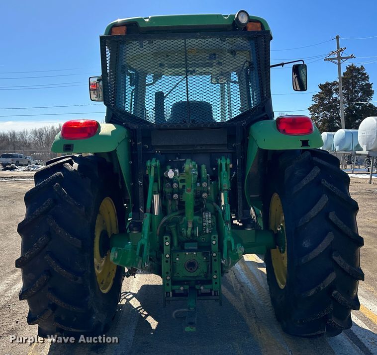 image for item LT9494 2007 John Deere 6415  tractor