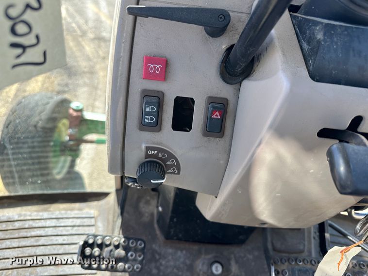 image for item LT9494 2007 John Deere 6415  tractor