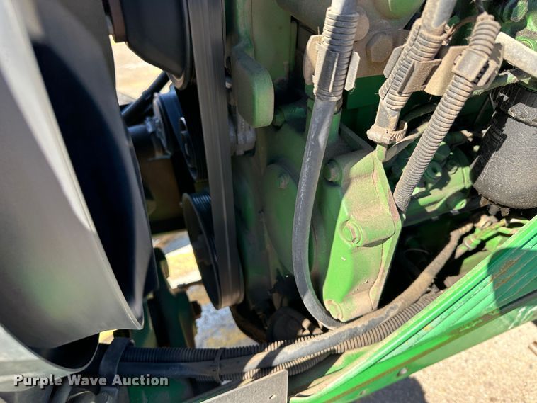 image for item LT9494 2007 John Deere 6415  tractor