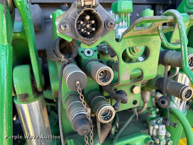 image for item LT9494 2007 John Deere 6415  tractor