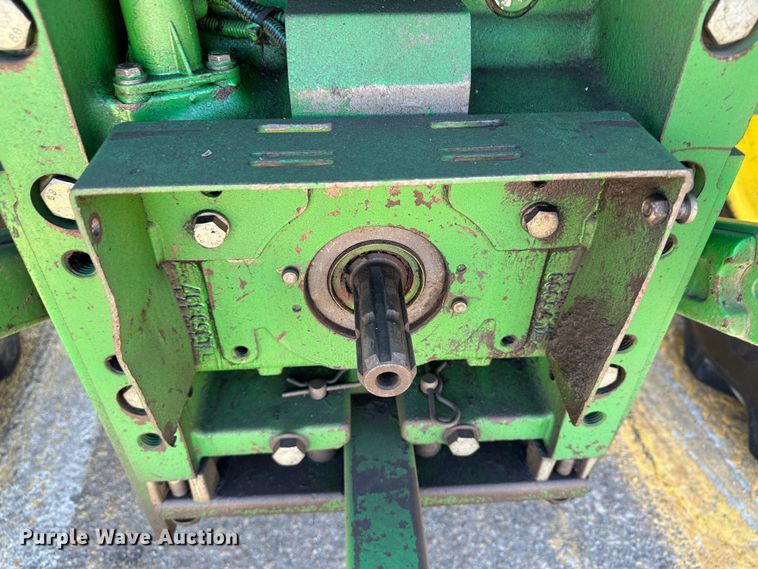 image for item LT9494 2007 John Deere 6415  tractor