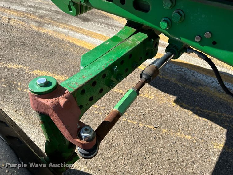 image for item LT9494 2007 John Deere 6415  tractor