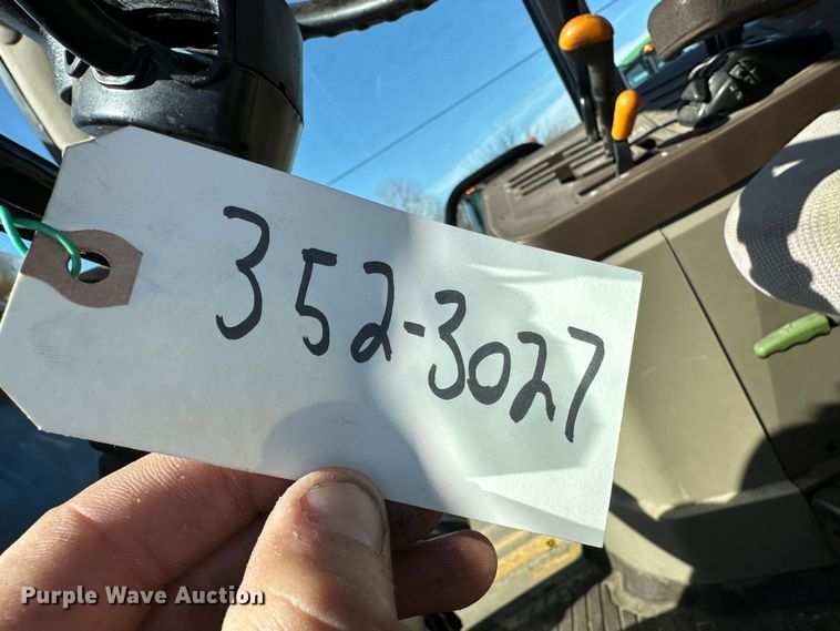 image for item LT9494 2007 John Deere 6415  tractor