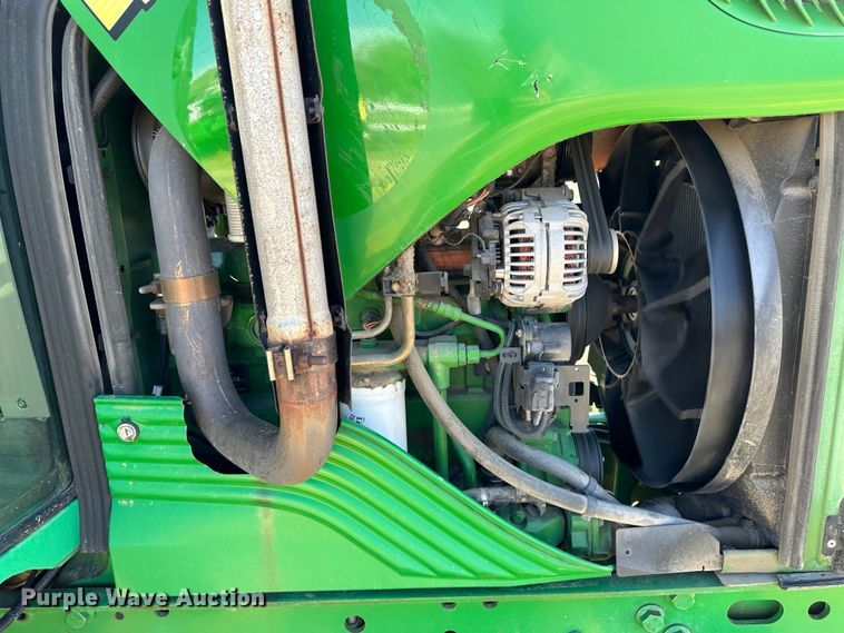 image for item LT9495 2007 John Deere 6415  tractor