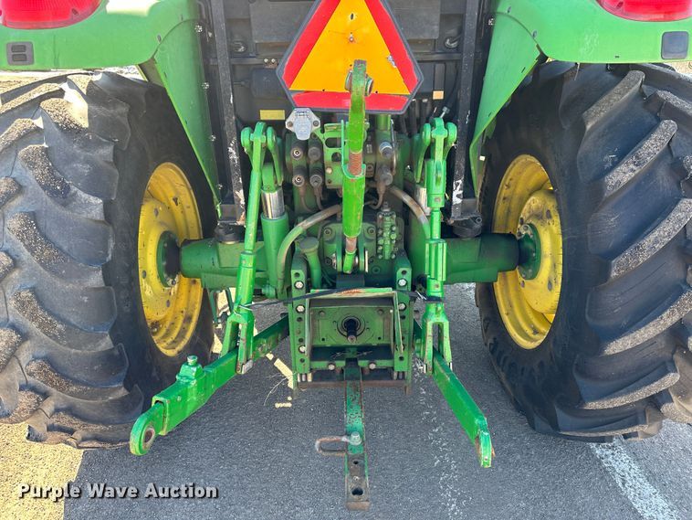 image for item LT9495 2007 John Deere 6415  tractor