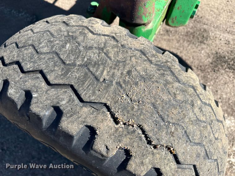 image for item LT9495 2007 John Deere 6415  tractor