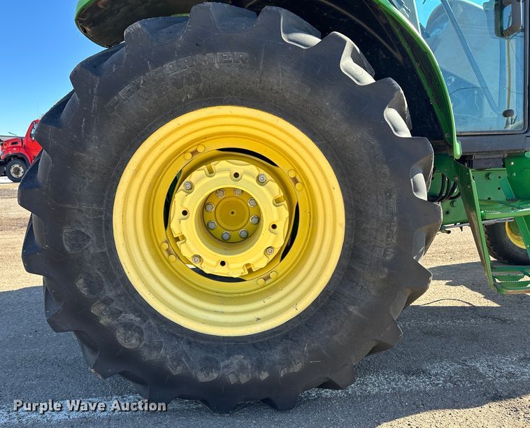 image for item LT9495 2007 John Deere 6415  tractor