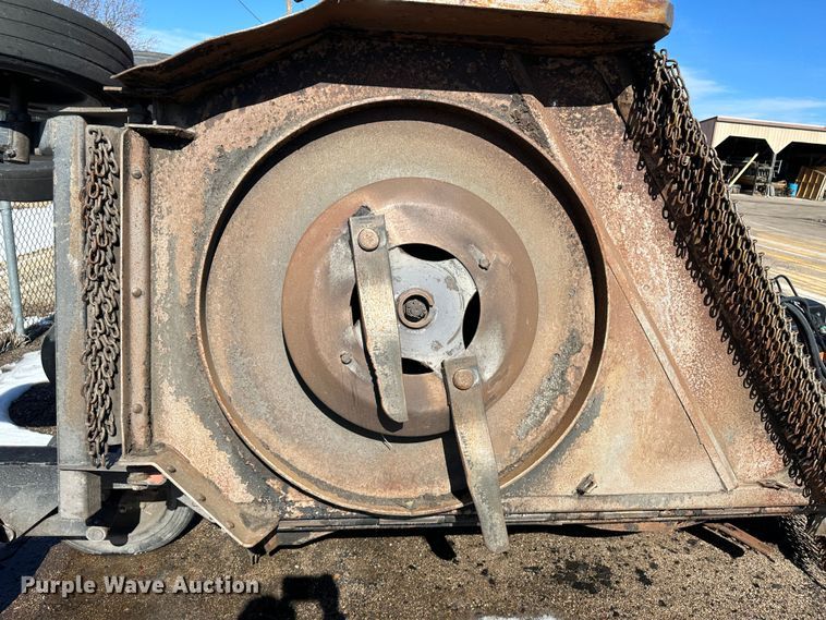 image for item LT9496 2011 Land Pride RCB6615  batwing rotary mower